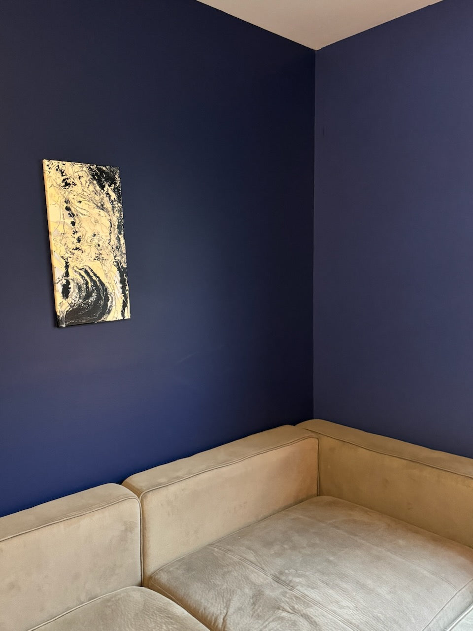 04 - Monochrome Drift